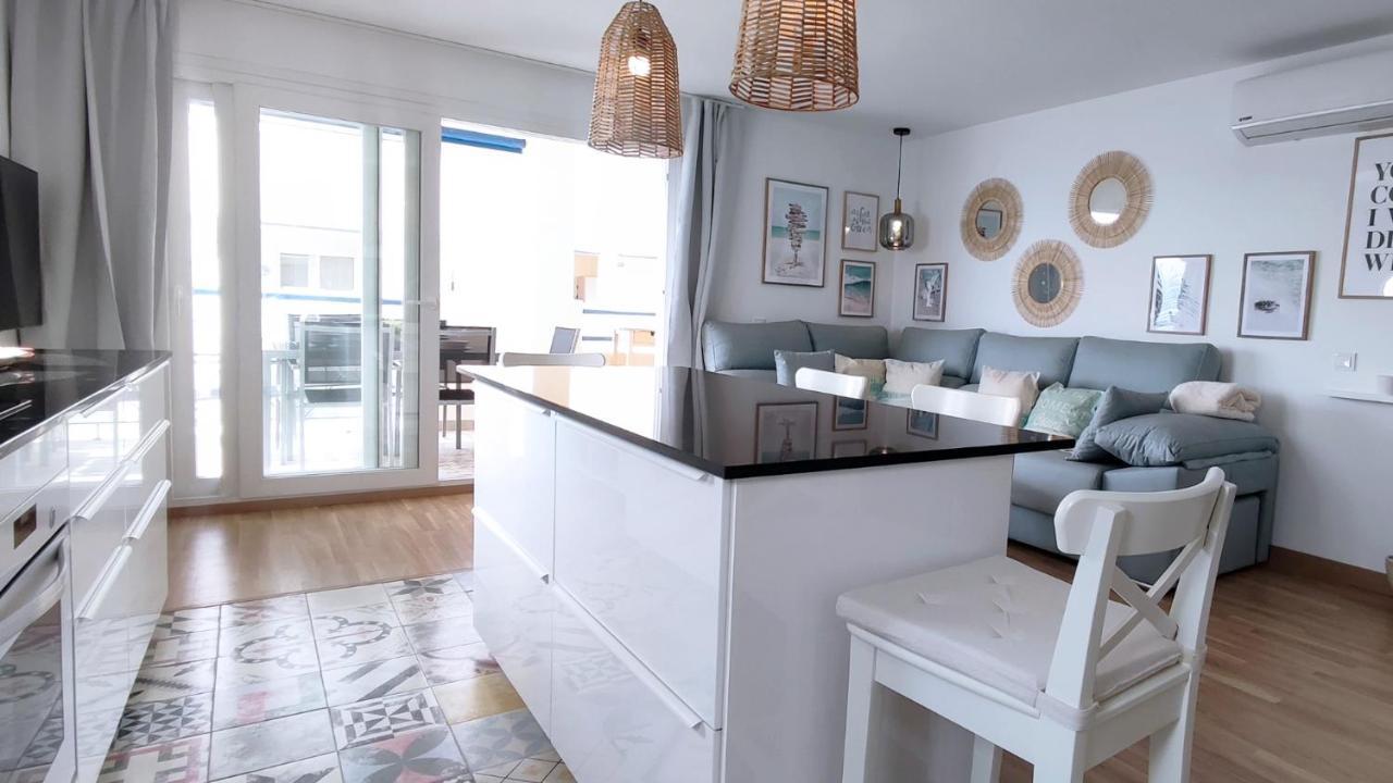 Atico De Albaida Duplex Frente Al Mar Apartment Morche Luaran gambar